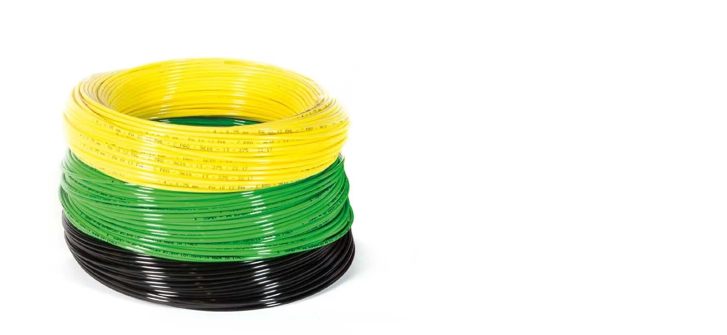 Tubi pneumatici colorati in matassa
